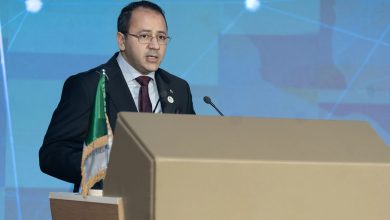 صورة البورصة الجزائرية تشهد تحولا رقميا مبتكرا مع إطلاق منصات إلكترونية لتداول الأسهم والسندات