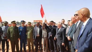 صورة دربال يشرف بإن صالح على إطلاق مشروع محطة تحلية بطاقة 60 ألف متر مكعب يوميا