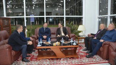 صورة وفد من مجلس الدوما الروسي في زيارة رسمية إلى الجزائر لتعزيز التعاون البرلماني