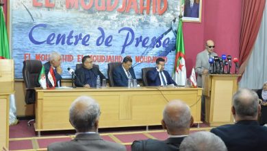 صورة مشاركون في ندوة حول حربي 1967 – 1973..الجزائر لم تتخلف يوما عن نصرة أشقائها العرب