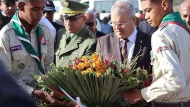 صورة توقرت تحيي الذكرى الـ68 لاستشهاد البطلين محمد عمران بوليفة ولزهاري تونسي