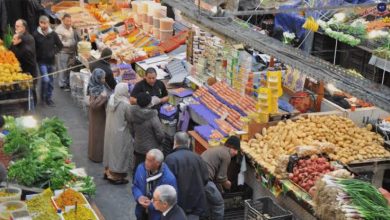 صورة تحضيرا لشهر رمضان..فتح 10 أسواق جوارية للخضر والفواكه بالوادي