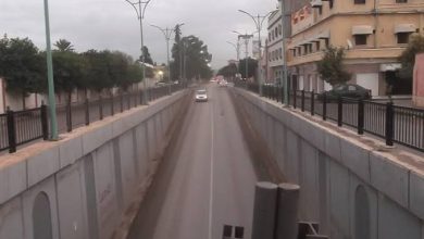 صورة معسكر.. ارتفاع منسوب وادي فرقوق يعرقل حركة المرور