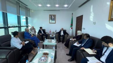 صورة بحث مع مسؤول بريطاني سبل تعزيز التعاون الاقتصادي.. زيتوني يعرض الفرص الاستثمارية التي توفرها الجزائر