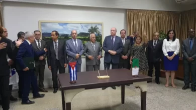 صورة التوقيع على عدة اتفاقيات تعاون للجنة المشتركة الجزائرية-الكوبية