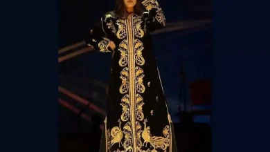 صورة قفطان القاضي القسنطيني… من رداء السلطة إلى أيقونة الأناقة والتراث الجزائري