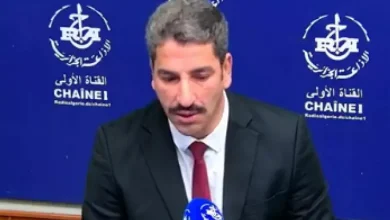 صورة مقاربة شاملة للجزائر في مكافحة الإرهاب والجريمة المنظمة