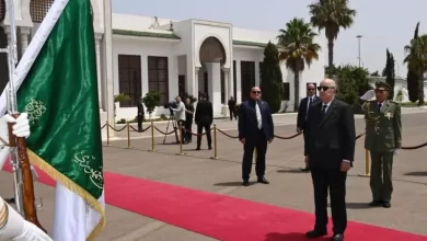 صورة رئيس الجمهورية يغادر الجزائر متوجها إلى دولة قطر