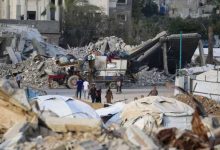 صورة جدد إنذاره بإخلاء المدينة..جيش الاحتلال يقتل 30 فلسطينيا في غزة