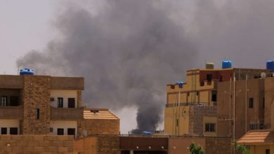 صورة إطلاق النار على دبلوماسيين فرنسيين أثناء إجلائهم من الخرطوم