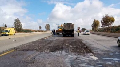 صورة الطريق السيار شرق-غرب : إطلاق عمليات لصيانة المقاطع المتضررة