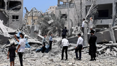 صورة الصين تنصح مواطنيها بمغادرة إسرائيل عاجلا..إيران أطلقت 400 صاروخ باليستي ومئات المسيّرات منذ الجمعة