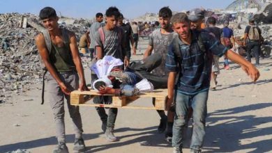 صورة هجمات إسرائيلية متفرقة على غزة منذ فجر الاثنين..استشهاد 13 فلسطينيا وارتفاع وفيات التجويع إلى 180 بينهم 93 طفلا