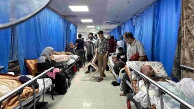 صورة جيش الاحتلال يحاصر مستشفى العودة ويستهدف سيارات الإسعاف..  استشهاد 326 فلسطينيا نتيجة حصار الاحتلال لغزة