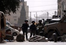 صورة  الاحتلال يقتحم بلدة حزما..اعتقال 20 فلسطينيا شرقي القدس