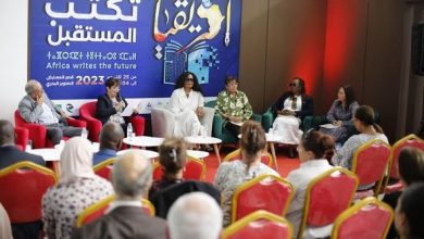 صورة الطبعة الـ 26لصالون الجزائر الدولي للكتاب : التأثيرات المتبادلة بين الموسيقى والأدب موضوع نقاش