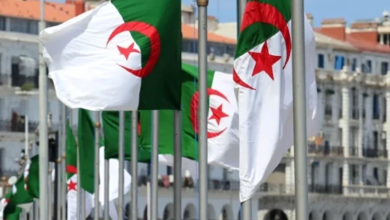 صورة الأحزاب تستنكر الحملة العدائية الفرنسية.. “الجزائر لن ترضخ لأي مساومات”