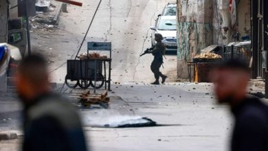 صورة يواصل عدوانه على جنين وطولكرم..الجيش الإسرائيلي يقتحم نابلس
