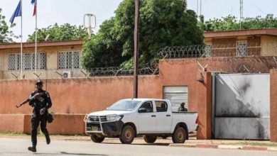 صورة المجلس العسكري في النيجر : “الشعب سيحدد شكل العلاقات المستقبلية مع فرنسا”