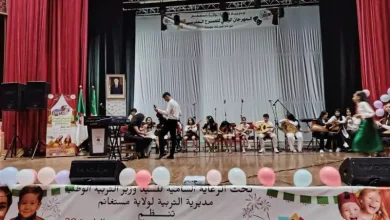 صورة انطلاق فعاليات الدورة الـ28 للمهرجان الوطني للمسرح المدرسي بمستغانم