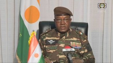 صورة النيجر : الفرنسيون بدؤوا بالانسحاب وأميركا تعلق المساعدات وتبقي جنودها