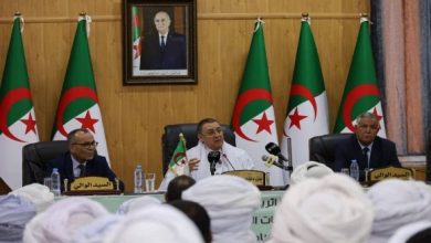صورة وزير الداخلية يشرف على تنصيب الوالي الجديد لولاية برج باجي مختار