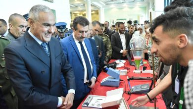 صورة برج بوعريريج.. الاحتفال بيوم العلم في جامعة محمد البشير الابراهيمي