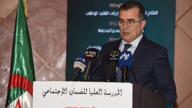 صورة بن طالب يشرف على المراسم.. تخرج الدفعة العاشرة لطلبة المدرسة العليا للضمان الاجتماعي