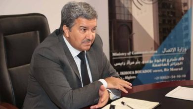 صورة وزير الاتصال يشدد على ضرورة استكمال المنظومة التشريعية للقطاع