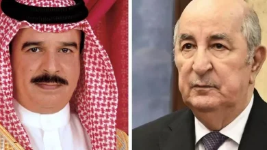 صورة رئيس الجمهورية يتلقى تهاني رئيس مجلس الوزراء البحريني بمناسبة سبعينية الثورة