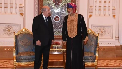 صورة سلطان عمان يقوم بزيارة دولة إلى الجزائر