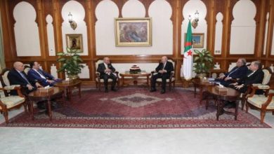 صورة رئيس الجمهورية يستقبل رئيسي الأرندي وحمس