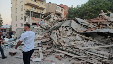 صورة تركيا : 200 هزة ارتدادية بعد زلزال بقوة 6.1 درجة