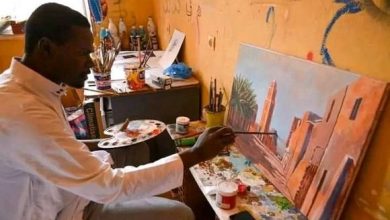 صورة تيميمون: عبد الجبار مومني، فنان تشكيلي سخر موهبته للتعريف بتراث المنطقة