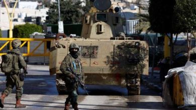 صورة تهديم منشآت “الأونروا” في القدس..جيش الاحتلال يواصل عدوانه في مدينة الخليل