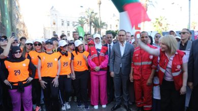 صورة وهران: انطلاق الحملة الوطنية للتحسيس بسرطان الثدي في إطار “أكتوبر الوردي”