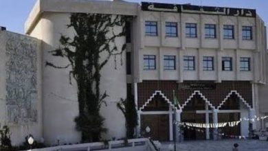 صورة الزي النسوي الاحتفالي للشرق الجزائري الكبير ..دار الثقافة “مبارك الميلي” تبرز الإبداع الجزائري عبر الأزياء التقليدية النسوية