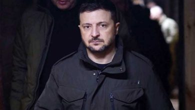 صورة فولوديمير زيلينسكي:روسيا هاجمت أوكرانيا بنحو 630 قنبلة جوية موجهة