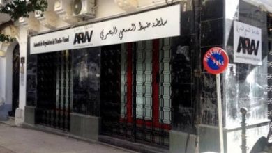 صورة تبث على قناة “البلاد تيفي” والقناة الإلكترونية “دزاير توب”