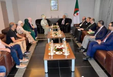 صورة الجزائر تؤكد حرصها على التكفل بمواطنيها العالقين في غزة