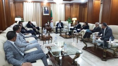 صورة عرقاب يستقبل نوابا من المجلس الشعبي الوطني عن ولاية برج بوعريريج