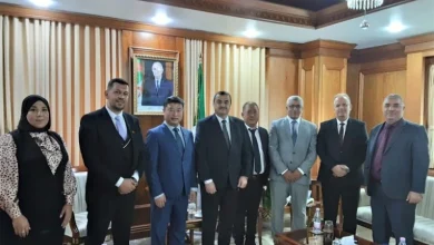 صورة عرقاب يستقبل وفدا عن الشركة  “جيريه” الصينية.. ترغب في توسيع استثماراتها في الجزائر