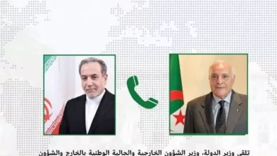 صورة عطاف يتلقى اتصالا هاتفيا من وزير الخارجية الإيراني