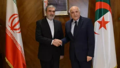صورة عطاف يستقبل رئيس لجنة الأمن القومي والسياسة الخارجية لمجلس الشورى الإيراني