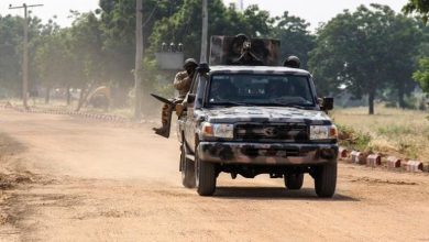 صورة “الفرار من الجيش إلى الموت “.. غرق 100 إرهابي في نيجيريا