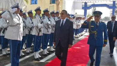 صورة وزير الداخلية يشرف على الحفل الموحد لتخرج الدفعة الـ61 لأعوان الشرطة