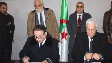 صورة التوقيع على اتفاقية تعاون وشراكة بين مديريتي المجاهدين وذوي الحقوق والشباب والرياضة بمعسكر
