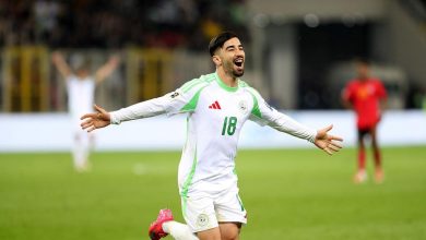 صورة مفاجأة “البريمييرليغ” ينافس أرسنال وليفربول على ضمّ عمورة