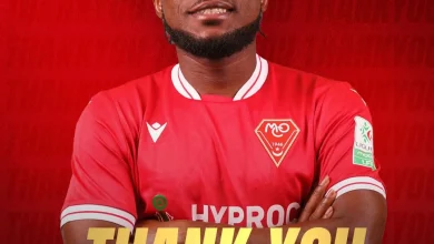 صورة مولودية وهران تفسخ عقدها مع اللاعب ماكسويل باكوه