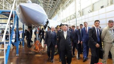 Photo de Russie-RPDC :  Kim Jong Un accueilli par le ministre russe de la Défense à Vladivostok